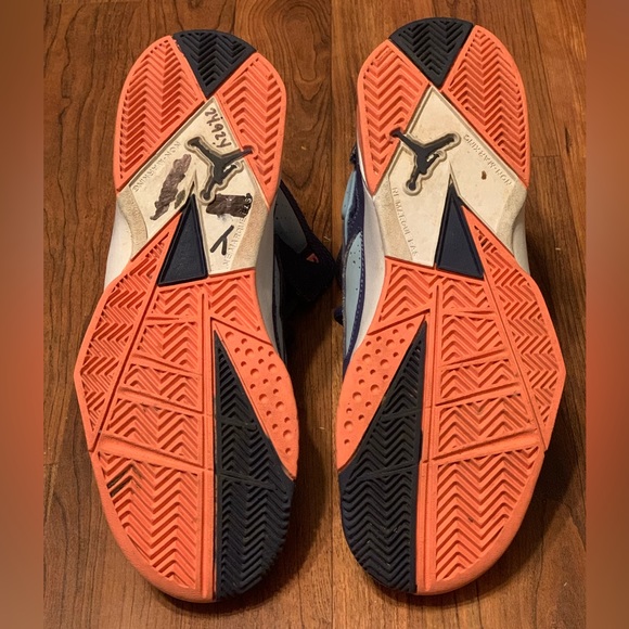 Nike Air Jordan True Flight Girls Basketball Shoes. Size 5Y. - Picture 6 of 6